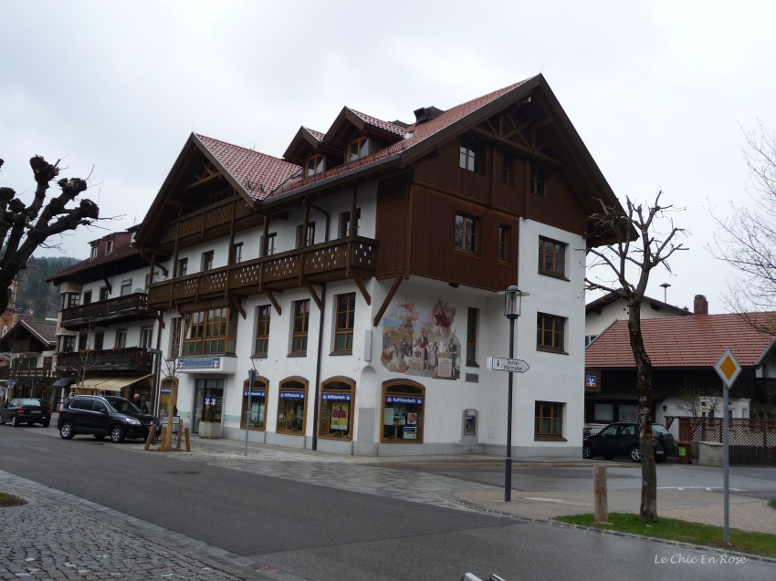 Painted frescoes "Lueftmalereien" on the houses in Mittenwald
