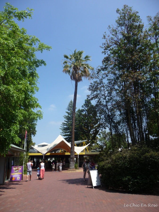 The main entrance of Perth Zoo