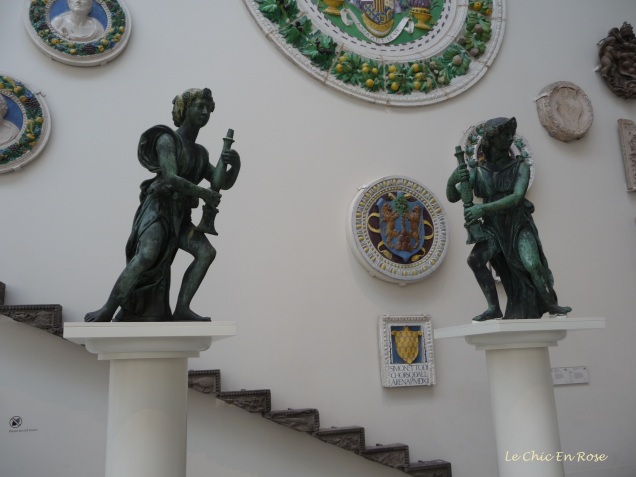 The statues known as the "Wolsey Angels"