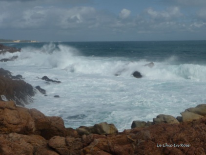 The Indian Ocean pounding the rocks at Canal Rocks Western Australia